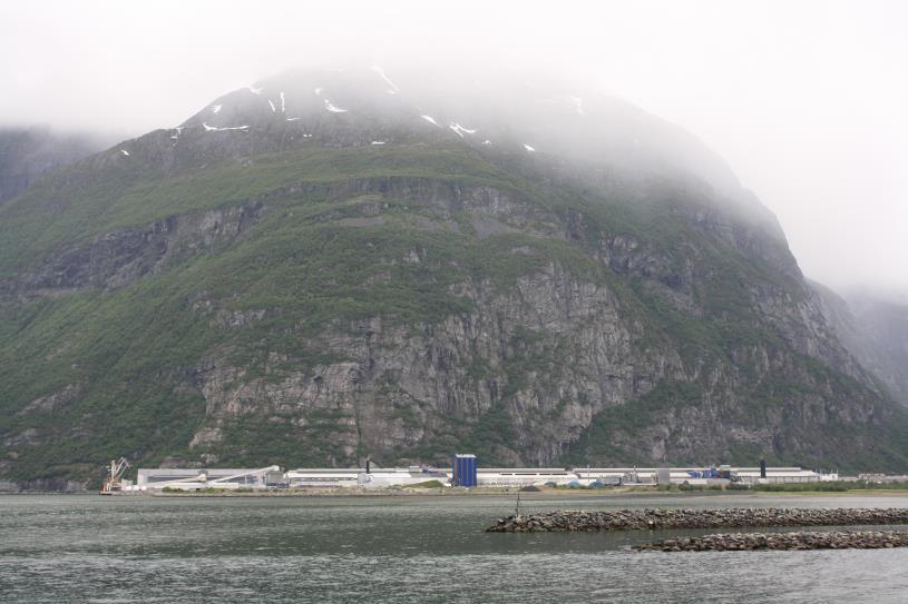 Foto: Miljøstatus Ny veileder tiltaksorientert overvåking for industribedrifter Hvordan fastsette krav til overvåking av vann etter vannforskriften?