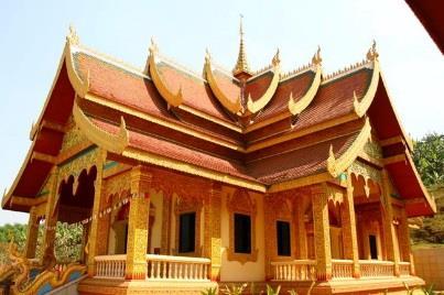 Hvert år i april/mai feirer buddhister over hele verden vesak. De feirer vesak for å huske Buddha, hans liv og død og at han ble en buddha. Buddhistene går i tempelet denne dagen.