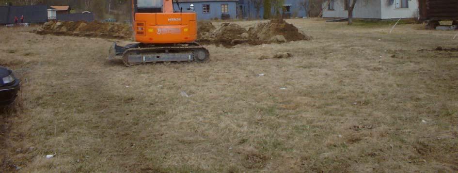 Planområdet består av pløyd mark, boligområder og skog som vokser i myr. En del av myra er dekket av fyllinger. Noe av den dyrkede marka består av drenert myr.