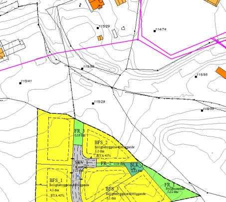 I planprosessen har det kommet innspill og blitt vurdert om hovedatkomsten til boligområdet sør for planområdet, Gjeltenegga, skulle ledes gjennom planområdet og kobles til Blæstermyrveien lengre