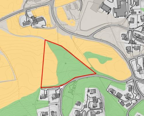 750 m vest fra Os sentrum og i tilknytning til boligfeltene Furuholtet og