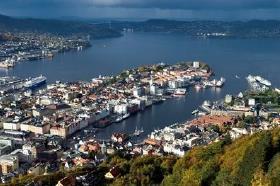 etasje, som står ledig, kan bygges om til 14 leiligheter. *Sakkestad Næringspark AS: Tastagata 32, Stavanger Leieavtale med Stavanger kommune for 2.023 m2 er forlenget til 31/12-2022.
