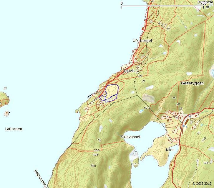 Ortofoto/kart Snerthammer ligger like sør for Lauvik på østsida av Lafjorden i