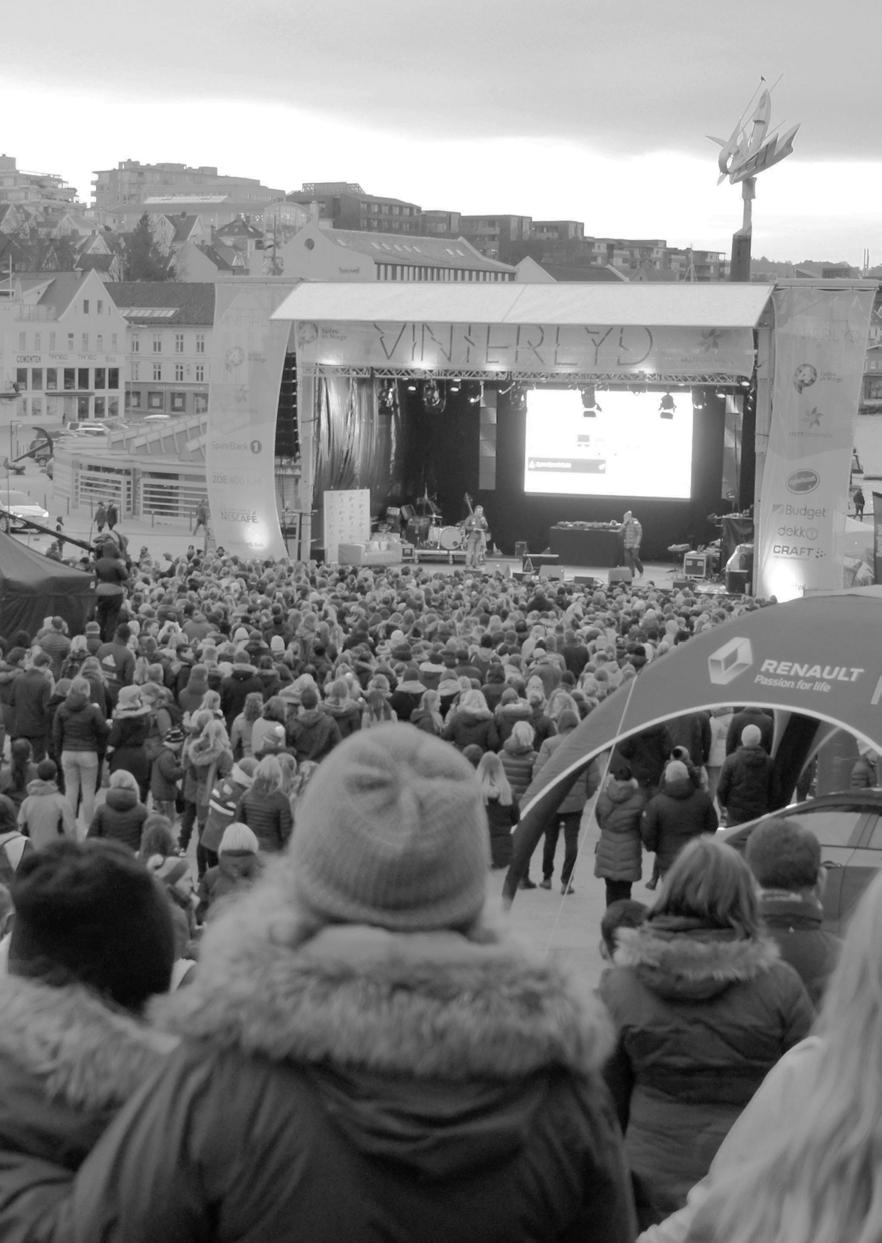 BYENS FESTPLASS I HVERDAGEN - EN