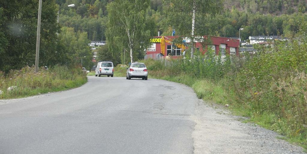 Side 5 av 8 NATURVERDIER I PLANOMRÅDET 4.1 Naturforholdene og spesielle naturverdier Det meste av planområdet består av areal som har høy utnyttelsesgrad av menneskelig aktivitet.