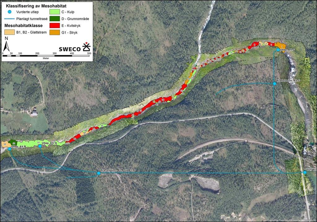 Ut fra det digitaliserte kartet ble det totale arealet av elvestrekningen beregnet til i overkant av 10.000 m 2 i august 2014.