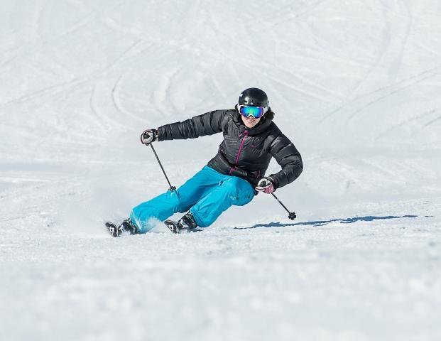 Opplev følelsen av at skiene gjør jobben og få tips om hvordan du kan utvikle skikjøringen din!