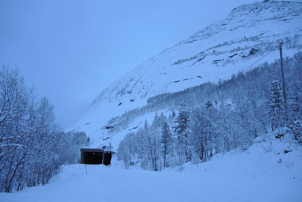 Region nord Ressursavdelingen Geo og lab 2016-07-12 Geologi E6 Sørfoldtunnelene - Eiavatn tunnel Ingeniørgeologisk