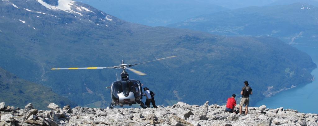 Oppfølging av dispensasjonssak: Styret gav løyve til bruk av helikopter i samband med filming i nasjonalparken. Her nedunder Skålatårnet.