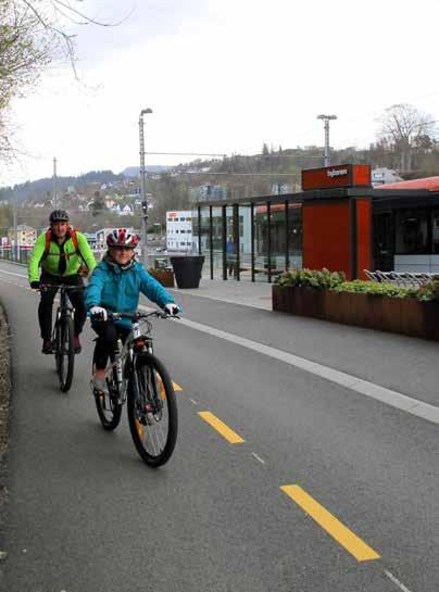 Sykkel Hverdagssyklister er den transportgruppen som best kan integreres i gåbyen. Ved å erstatte biler med sykler, bidrar vi til å dempe støy og redusere konsekvenser av eventuelle trafikkuhell.