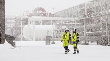 petroleums-arbeidere, som sikrer at man kan arbeide under de krevende