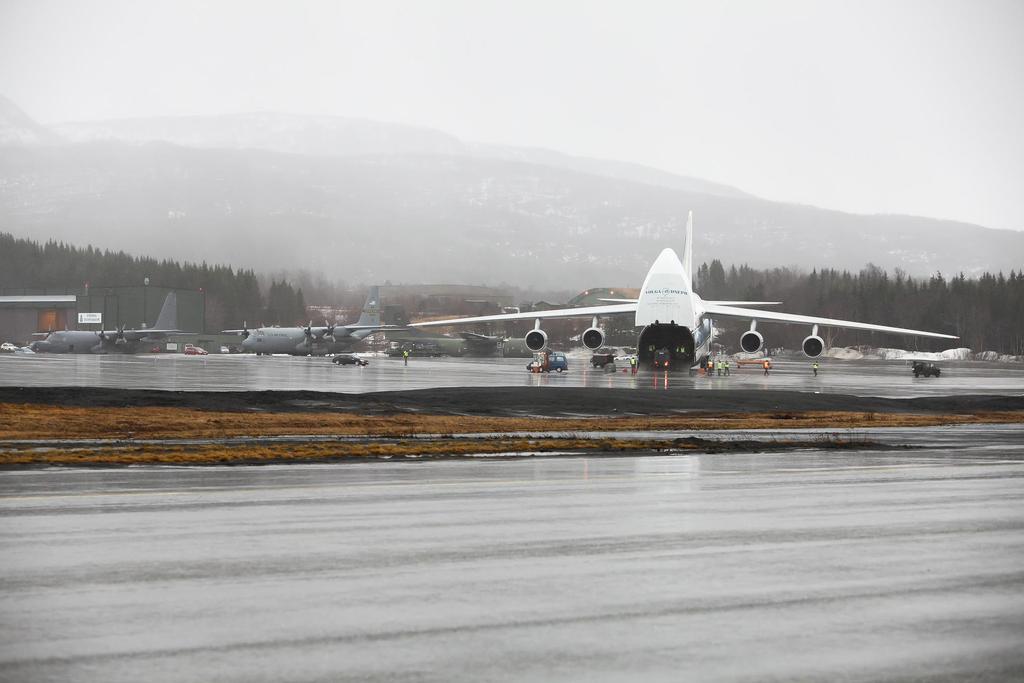 Bygg og anlegg Evenes Hangar til P-8A Flyoperative flater P-8A Tilstedevaktbygg Kampfly Tilpasning hangar Kampfly og tilhørende infrastruktur Boliger utenfor basen