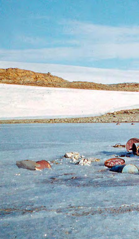 Välitöödel Antarktise oaasis olgu pudel alati kaasas, sest keskkonnareeglite kohaselt maha pissida ei tohi Protokolli tähtsust ja truudust selle põhimõtetele rõhutasid Antarktika lepingu