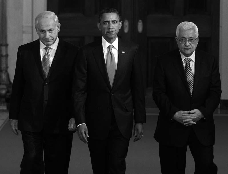 betingelsesløs fred Drøyt tretti år senere: Benjamin Netanyahu, Barack Obama og Mahmoud Abbas. stilles som forhåndsbetingelser. Slik satt Carter igjen med veldig lite spillerom.