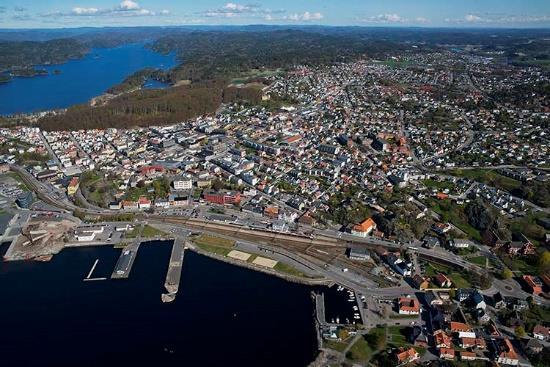 Merknader fra andre aktører Vestfold fylkeskommune: Indre havn-korridoren berører et nasjonalt viktig kulturmiljø Kongegatakorridoren er klart å foretrekke framfor Indre havn når det gjelder