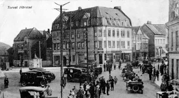 Foto: Sør-Troms Museum Fra Harstad sentrum tidlig på 1900-tallet.