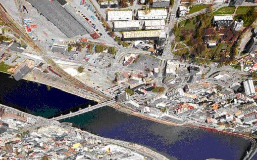 Del av Skamarken, - parkområde ved elva på Strømsøsiden. På Bragernes-siden er det siden 1993 opparbeidet 65 daa nye parkområder fra Bybrua til fjorden.