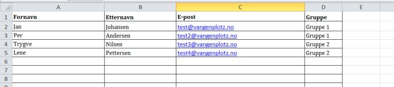 Importere brukere fra Excel- eller CSV-fil 4 For å gjøre det raskere å legge inn flere brukere kan du laste opp en Excel eller CSV-fil ved å importere fra Excel-/CSV-ark, før du gjør dette må