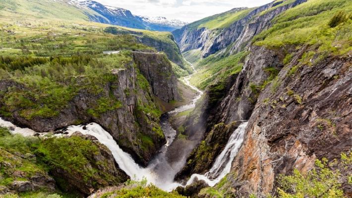 Hardangervidda nasjonalpark, Eidfjord (66.5 km) Hardangervidda nasjonalpark er den største nasjonalparken vi har i Norge med sine 3422 km2 fordelt på fylkene Hordaland, Buskerud og Telemark.
