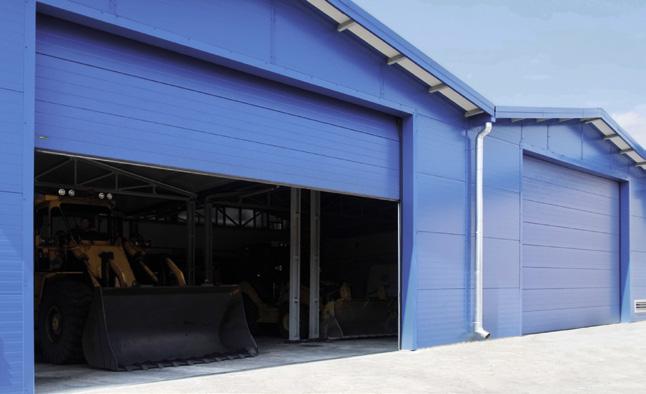 GARAAŽIUKSED Tööstuslikud garaažiuksed Tööstuslikud garaažiuksed KRONway pakub laia valikut tööstuslikke garaažiuksi, mis on mõeldud erinevateks otstarveteks, alates suurte ustega ärihoonetest kuni