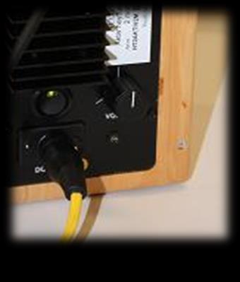Koble XLR-kontakten i den "løse enden" tilbake inn i kabeltrommelen slik at en slynge dannes. Koble så den andre enden av teleslyngekabelen inn i teleslyngekofferten.