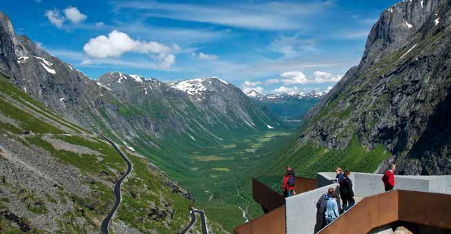 innovasjonnorge.no Trollstigen med utsikt mot Isterdalen Øyvind Heen Visitnorway.