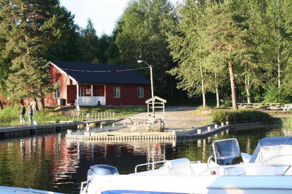 NMM disponerte hus og båtplass hos Andelva båtforening. Bilde fra båtforeningens hjemmeside.