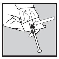 Dose + 0,1 ml IKKE bruk den hvite stempelstangen til å ta ut sprøyten fra pakken.