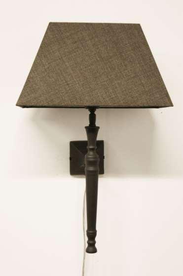 Eger vegglampe krom, dark brown eller antik messing Bilde