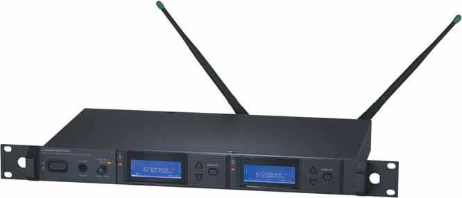 datakabel og/eller til PC via Ethernet IntelliScan funksjon som automatisk finner og setter de beste tilgjengelige frekvenser på alle linkede mottagere Innebygd Ethernet interface for PC-monitoring