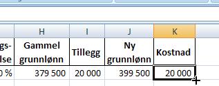 kolonnebokstaven), høyreklikker og velger "slett".