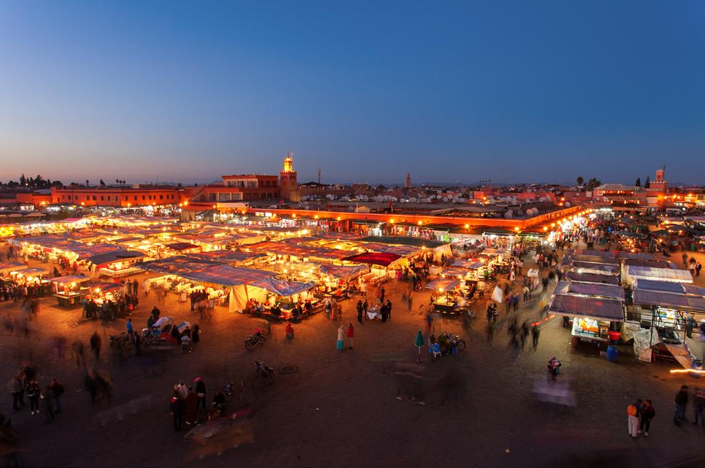 Vårt neste stop er Meknes, som ble grunnlagt på 1100-tallet av Almorabitine som en militær befestning.