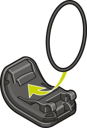 3. Skyv klokken utover, mot deg, inn i håndflaten. Bruke en O-ring Hvis du mister stroppen for sykkelmontering, kan du bruke en vanlig O-ring til å montere klokken på sykkelstyret.