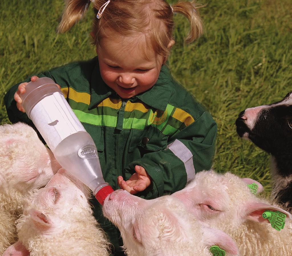 Aina Røste Lundon, Britt I. F. Henriksen, Unni Abrahamsen, Ragnar Eltun & Oddvar Bjerke & al. / Bioforsk FOKUS 5 (1) Vi bidrar til å holde Norge levende og grønt...fordi vi bryr oss og fordi vi kan.