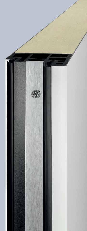 PRODUKTOVERSIKT Ytterdør ThermoPlus i stål/aluminium Dørblad Kvalitetsdørene ThermoPlus har et 65 mm tykt dørblad i stål med intern fløyprofil og tykkfalsutførelse.