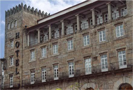 8 Hotel Compostela (4*) Santiago de Compostela Hórreo, 1 Beliggende i en