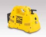 Ledningsfrie hydrauliske pumper XC-serien med ledningsfrie hydrauliske pumper Ledningsfrie pumper i XC-serien er ideelle for jobber som krever en kombinasjon av bærbarhet, hurtighet og sikkerhet.