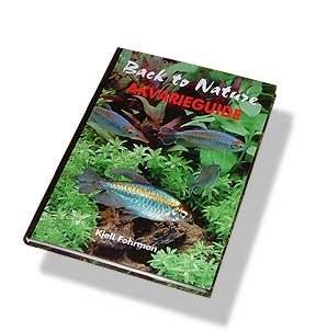 Mer enn 550 fisker og planter er beskrevet med en kort og informativ tekst, og med foto.