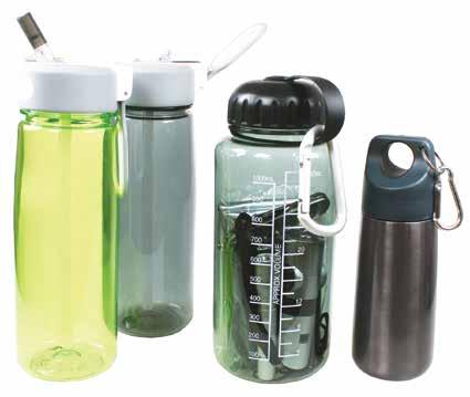 Flasken inneholder masse praktisk og nødvendig utstyr for bruk ute i naturen.