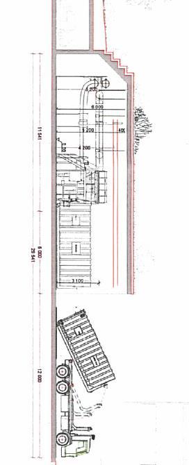 Sentralen er bygget inn i en støyvoll et stykke fra boligene, og like inntil veg. Figur 13 viser plan for en sentral for et utbyggingsområde i Lade Alle i Trondheim.