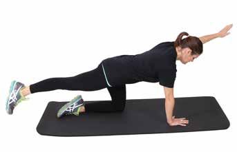 Bevegelse: Spenn magemusklene dine ved å trekke bekkenet mot navlen.
