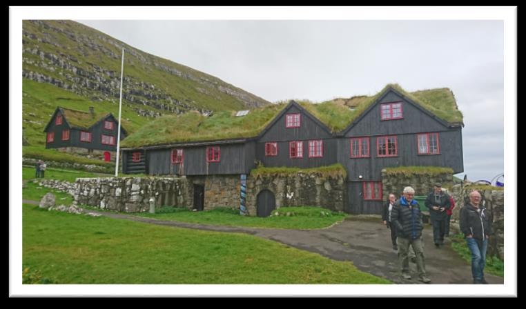 Dag 3/fredag 4. mai Kirkjubøur og historisk museum (FLM) I dag skal vi besøke Kirkjubøur som er Færøyenes kulturelle vugge. Her vokste Sverre - som senere ble konge av Norge opp.