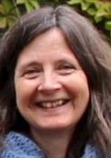 Ellen E. Schaanning er Cand.med. Oslo fra 1987, spesialist i fys.med/rehab 1997 og i nevrologi i 2005.