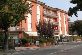 5 HOTELL Residence Doria Via Don Gnocchi 47, Garda Dette er et