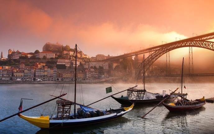 1 Våren i Dourodalen og byen Porto Vin, matglede og minnerike opplevelser 24. 28.