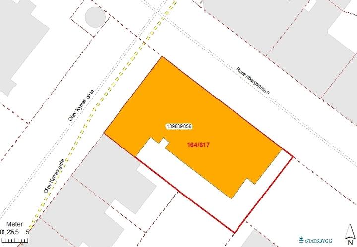 KOMPLEKS 3398 Sofies Lindstrøms hus Bygnings- og eiendomsdata Fylke: Hordaland Kommune: 1201/Bergen Opprinnelig funksjon: Pikeskole Nåværende funksjon: Undervisningslokaler Foreslått vernekategori: