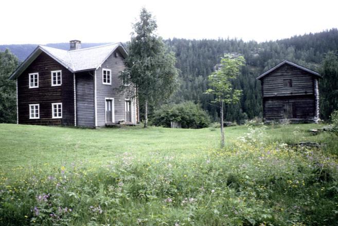 3 RESULTAT Våningshuset på Tetebrøten i Bjørgo skiftet eiere i 2000 og er