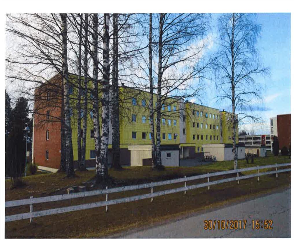 SALGSOPPGAVE Toroms i Grøndalsbakken borettslag til salgs. Fasade Prisantydning: 900 000 kr. + omk. Bruttoareal (BTA): 86 kvm. Verditakst: 950 000 kr. Bruksareal (BRA): 56 kvm.