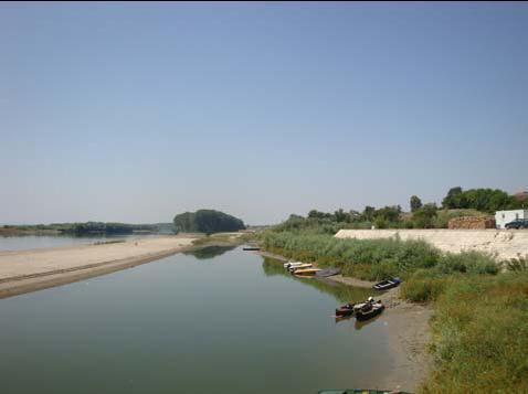 Depunerile mai insemnate s-au produs incepand din amonte de dana nr. 1, pana in zona danelor 1 si 2. Ostrovul recent creat atinge o cota maxima de ~+2,00 m etiaj local Corabia in zona danei nr.