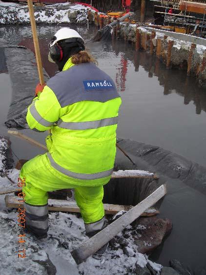 4. Entreprise Havnelageret 4.1 Prøvetaking av masser Det er ikke tatt prøver av masse fra Havnelageret i denne måneden. 4.2 Prøvetaking av vann fra sedimentasjonsbassenget Det ble tatt en prøve av vann i sedimentasjonsbassenget den 25.